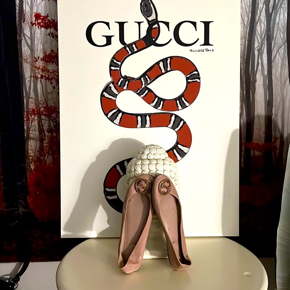 Gucci flats